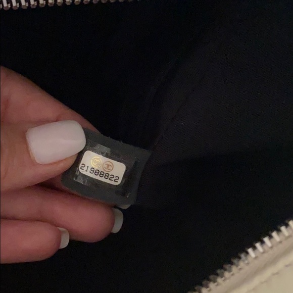 Chanel - Picture 4 of 4